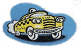 Taxi jaune cartoon souriant avec damier noir et texte TAXI sur fond bleu. Style vintage et joyeux.
